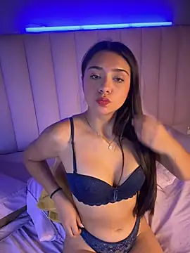 michbrunnette online show from June 16, 4:23 am