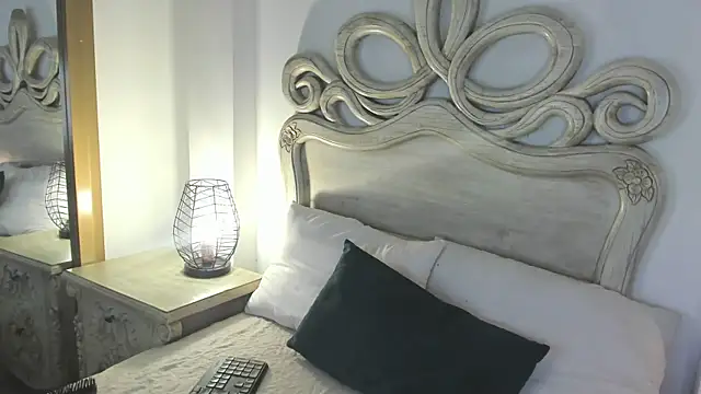 kitty cat 7 online show from July 15, 3:46 am