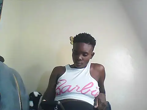 Snapshot of cutechocolate chatting on June 15, 9:36 pm cutechocolate online show from June 15, 9:36 pm