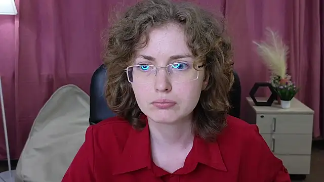 Snapshot of ChuPettigrew chatting on June 13, 3:37 am ChuPettigrew online show from June 13, 3:37 am
