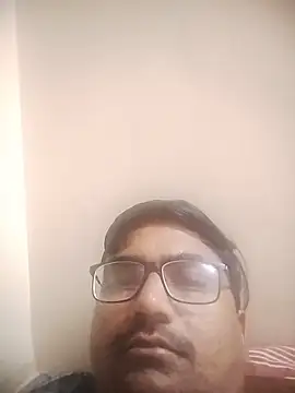 Snapshot of dhirusury050625 chatting on June 15, 5:12 pm dhirusury050625 online show from June 15, 5:12 pm