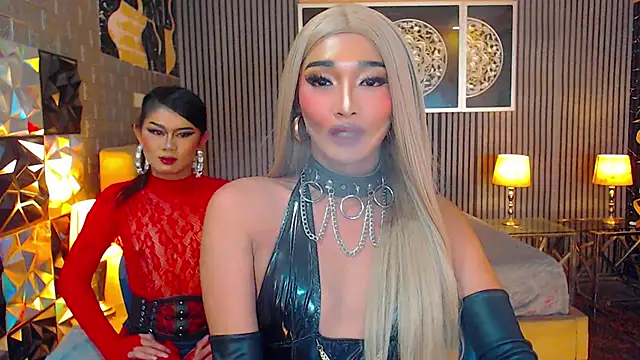 Snapshot of DominatAshleyGrey chatting on June 14, 6:31 pm DominatAshleyGrey online show from June 14, 6:31 pm