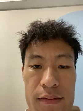 Snapshot of Mr_iphone11 chatting on June 14, 11:55 am Mr iphone11 online show from June 14, 11:55 am