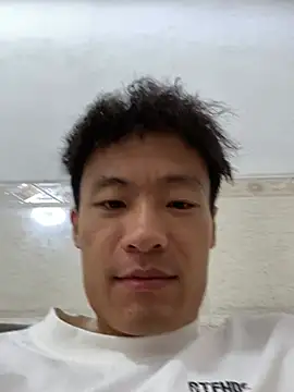 Snapshot of Mr_iphone11 chatting on June 13, 2:53 am Mr iphone11 online show from June 13, 2:53 am