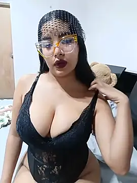 K AriDoll online show from June 13, 1:53 pm