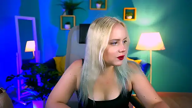 stellawatts online show from June 14, 8:04 am