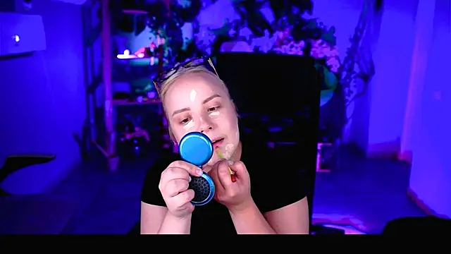 stellawatts online show from July 8, 12:06 pm