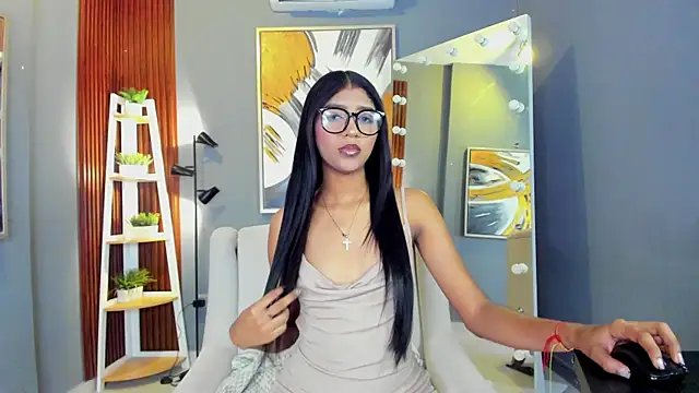 Yintaish online show from July 8, 11:44 am