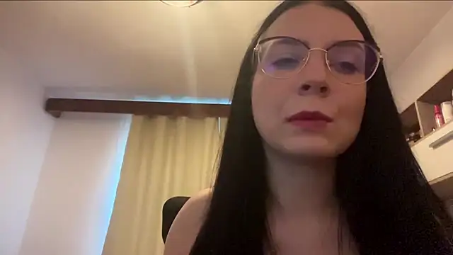 Snapshot of LucyHotelling chatting on June 20, 3:28 pm LucyHotelling online show from June 20, 3:28 pm