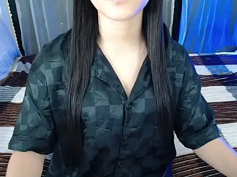 xsavanah01 online show from July 17, 4:04 pm