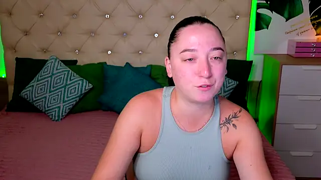 Snapshot of AVA_MAXIMUS chatting on July 13, 4:45 am AVA MAXIMUS online show from July 13, 4:45 am