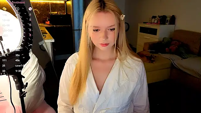 viyy online show from July 15, 6:04 pm