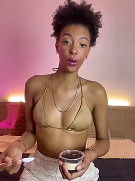Kiara Kamau XXX online show from July 10, 12:16 pm