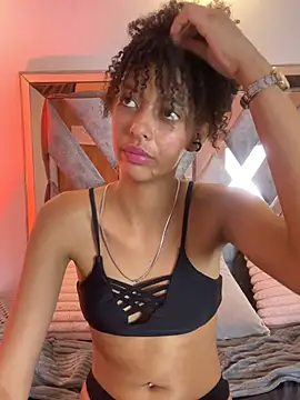 Kiara Kamau XXX online show from July 28, 6:20 pm