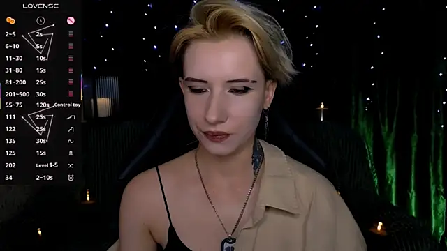 Snapshot of _Shadow_devil__ chatting on July 25, 6:25 pm Shadow devil online show from July 25, 6:25 pm