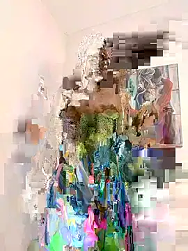 Black prettty online show from June 19, 3:18 pm