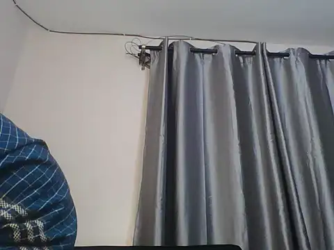 Black prettty online show from June 22, 4:37 pm