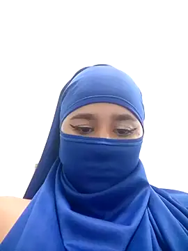 miakhalifa63 online show from June 16, 5:29 am
