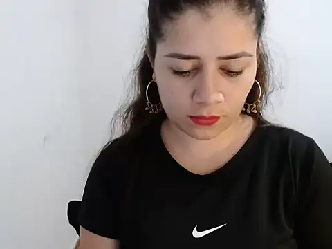 Luna zoe online show from July 11, 1:06 am
