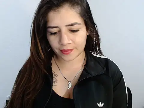 Luna zoe online show from June 25, 10:37 pm