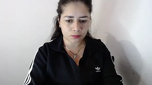 Luna zoe online show from July 17, 9:50 am