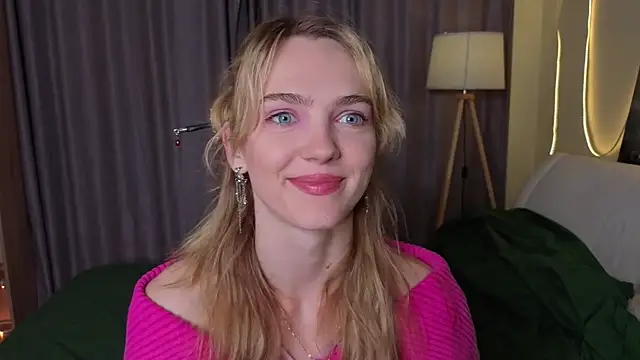 MarielRoloson online show from July 2, 7:09 pm