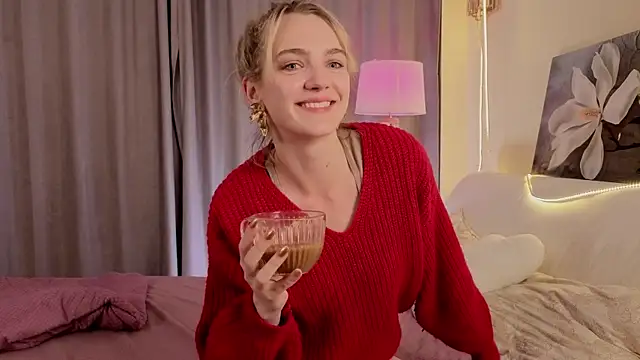 MarielRoloson online show from June 19, 7:41 pm