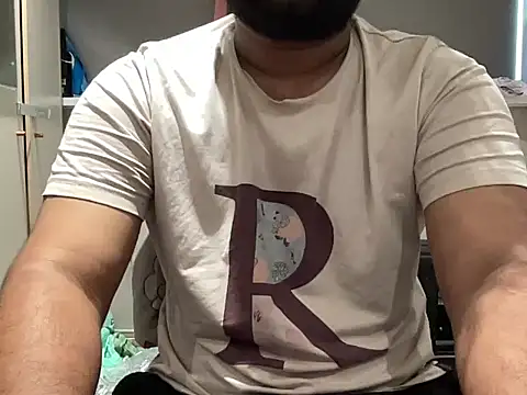 bobgot17cm online show from July 8, 12:39 pm