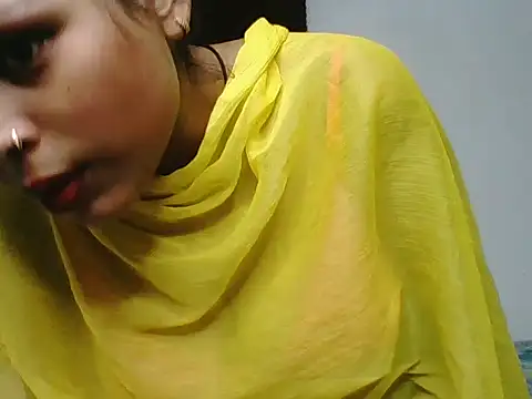 RADHIKA SINGH8 online show from June 19, 6:19 am