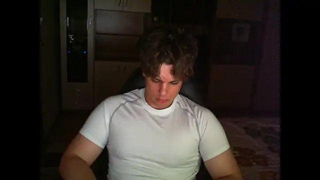Snapshot of kanewolf_55 chatting on June 25, 10:37 pm kanewolf 55 online show from June 25, 10:37 pm