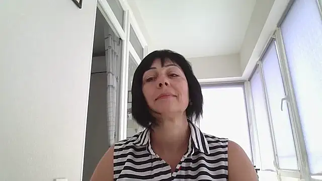 Snapshot of Lakomka499 chatting on June 15, 10:37 am Lakomka499 online show from June 15, 10:37 am