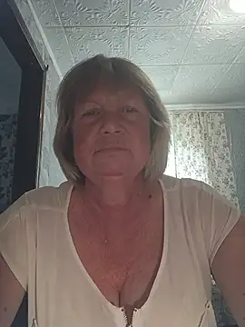 MilashkaCutie50 online show from June 25, 3:15 am