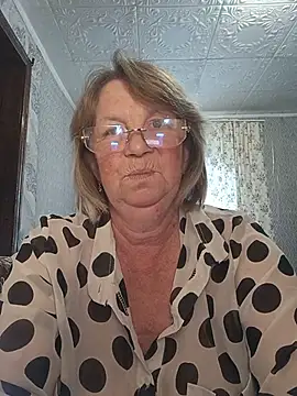 MilashkaCutie50 online show from August 3, 3:58 am