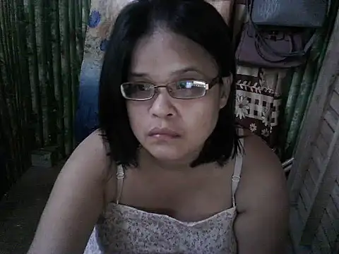 hottiebabe41 online show from July 6, 5:36 am