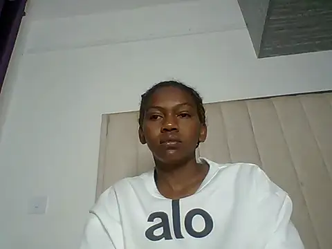 sexy aurora444 online show from June 19, 2:39 am