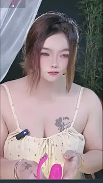 lingling7889 online show from June 16, 9:42 am