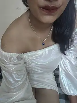 Ritika jha01 online show from July 14, 11:05 am