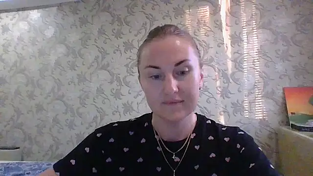 TashaLightX online show from June 15, 6:40 pm