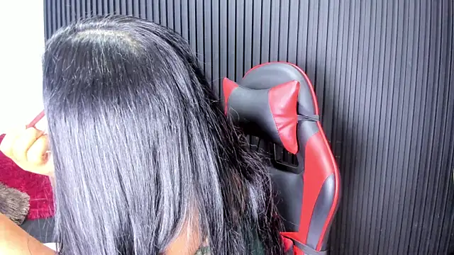 Mommy Big Ass online show from July 31, 1:10 pm