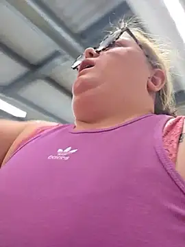 Ivy-Rose-xx online show from June 29, 11:43 am