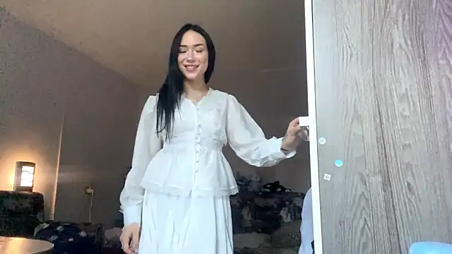 SixtaAmores online show from June 13, 2:48 pm