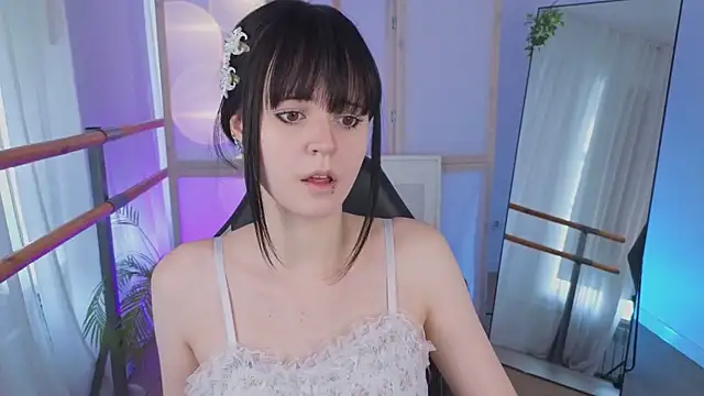 Michelle Rain online show from July 22, 1:35 pm