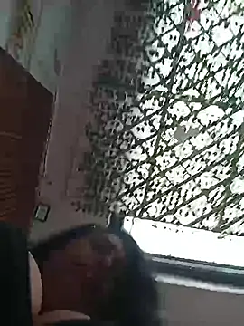 Snapshot of Emilif_ chatting on August 1, 2:59 pm Emilif online show from August 1, 2:59 pm
