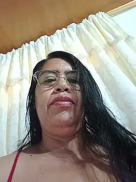 Snapshot of Emilif_ chatting on July 26, 2:51 am Emilif online show from July 26, 2:51 am