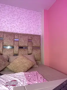 sophia pink17 online show from June 18, 1:27 pm