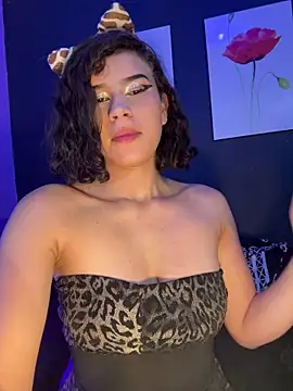 Kiara velvett online show from August 9, 1:46 am