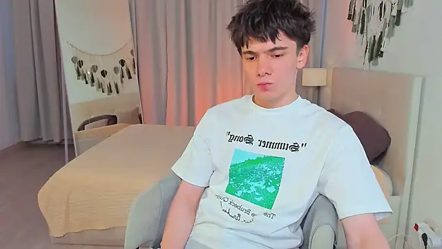 Ethan Crowe online show from July 25, 4:02 pm
