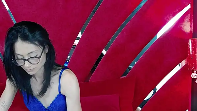 MayaLeey online show from June 15, 4:17 pm