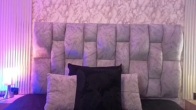 CarlaVondutch online show from June 17, 7:57 pm