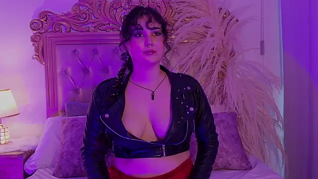 SerenaBlazze online show from June 24, 2:26 pm